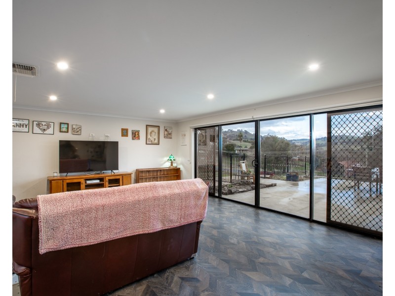 6 BROOME STREET, Bethanga VIC 3691