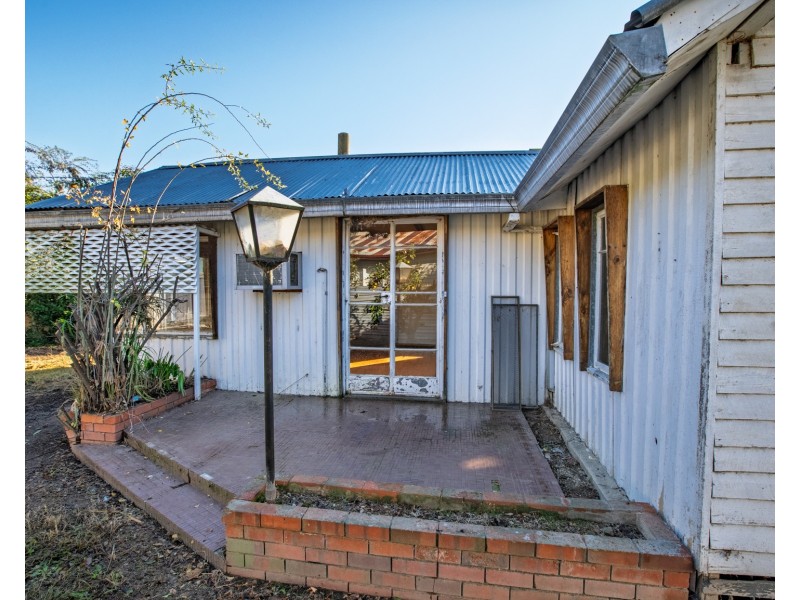 2 CROYLAND STREET, Wodonga VIC 3690