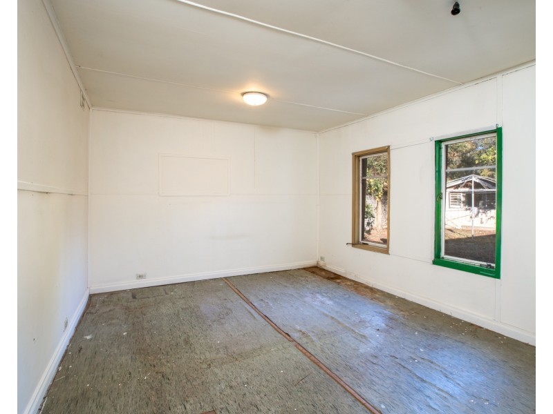 2 CROYLAND STREET, Wodonga VIC 3690