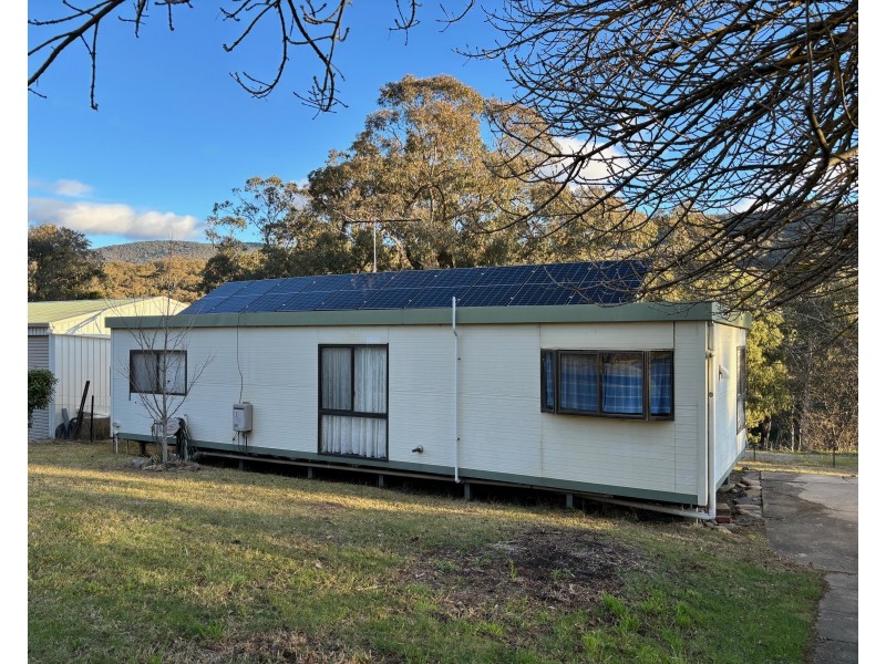 10 JITEMA STREET, Dartmouth VIC 3701