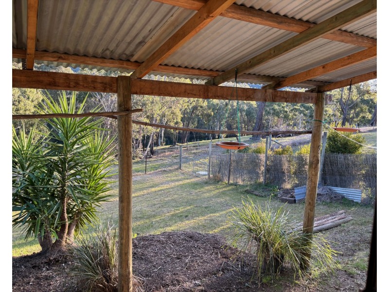 10 JITEMA STREET, Dartmouth VIC 3701