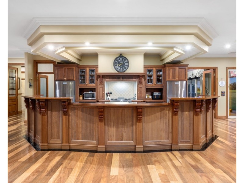 55 CLANDEBOYE ROAD, Baranduda VIC 3691