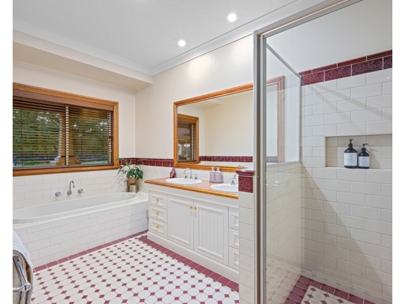 55 CLANDEBOYE ROAD, Baranduda VIC 3691