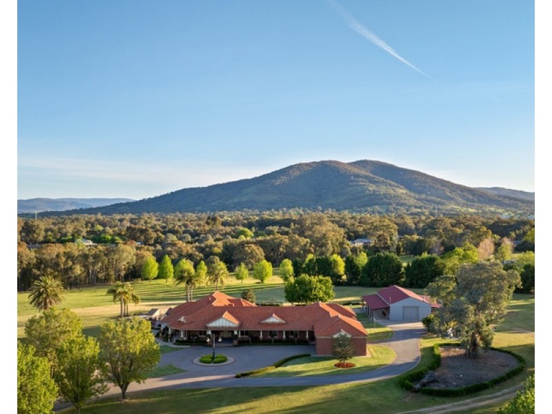 55 CLANDEBOYE ROAD, Baranduda VIC 3691