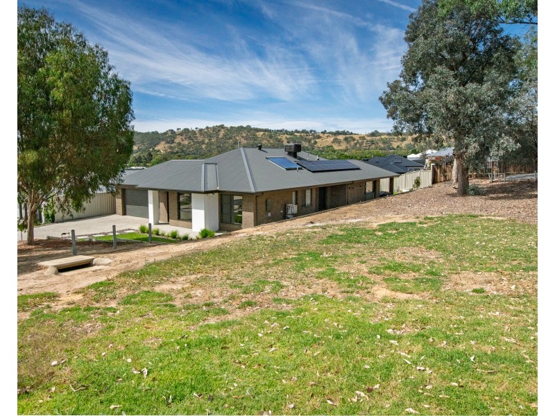 5 JUNO LANE, West Wodonga VIC 3690