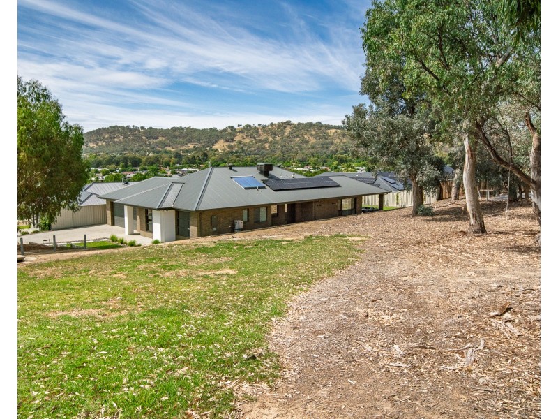 5 JUNO LANE, West Wodonga VIC 3690