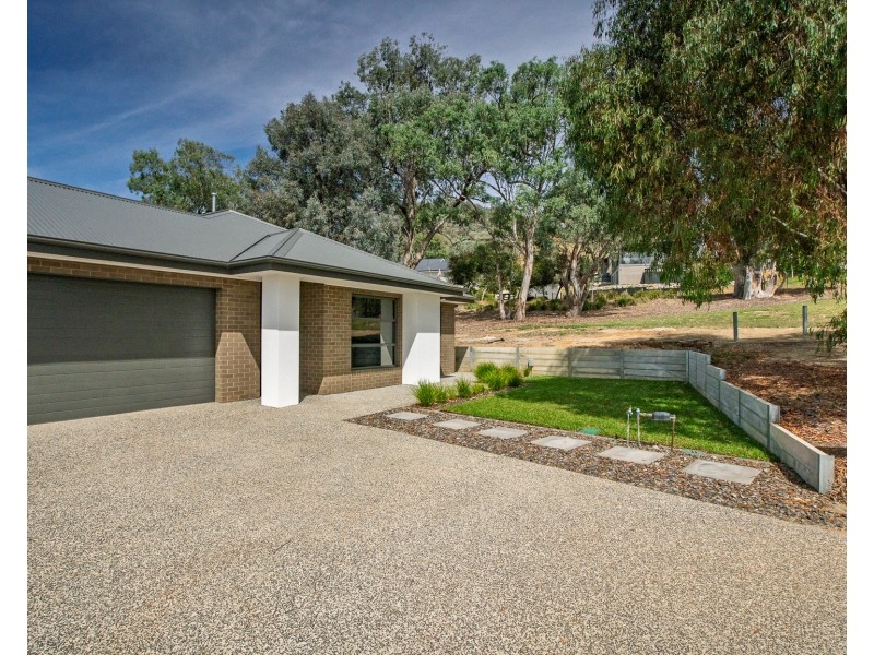 5 JUNO LANE, West Wodonga VIC 3690