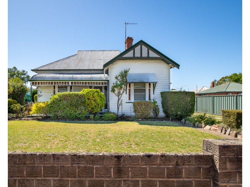 106 HUME STREET, Wodonga VIC 3690