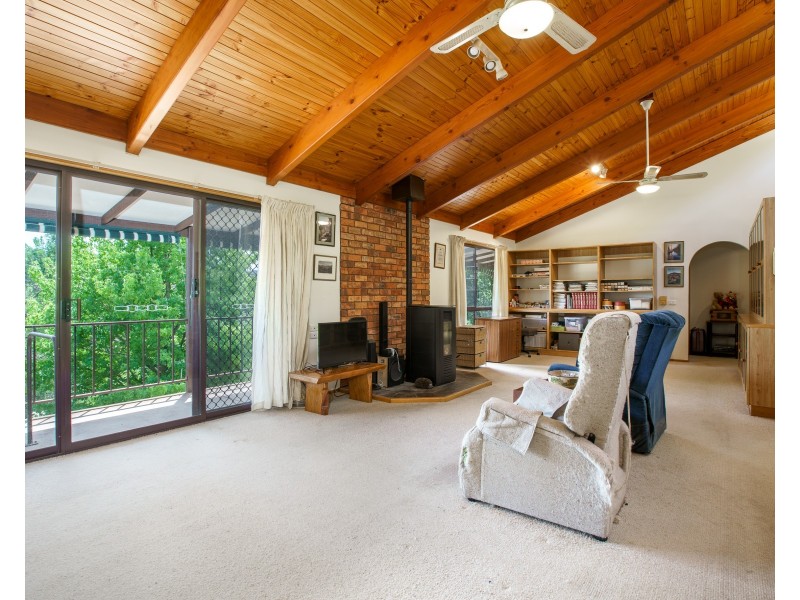 40 GILTRAPS ROAD, Mitta Mitta VIC 3701