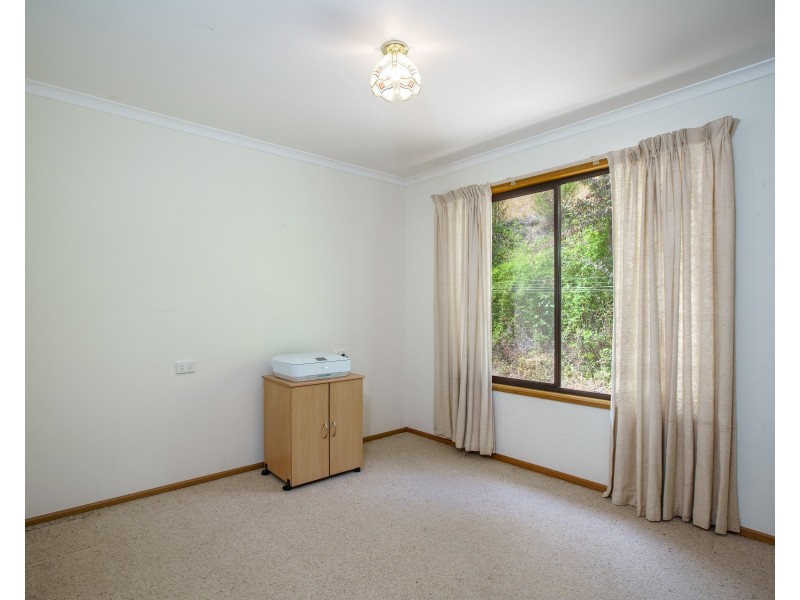 40 GILTRAPS ROAD, Mitta Mitta VIC 3701