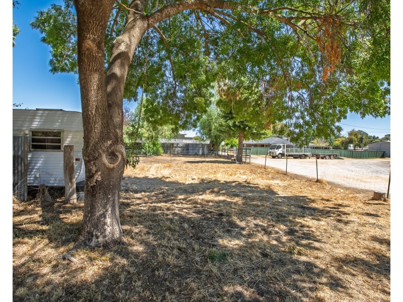 53 Main Street, Chiltern VIC 3683