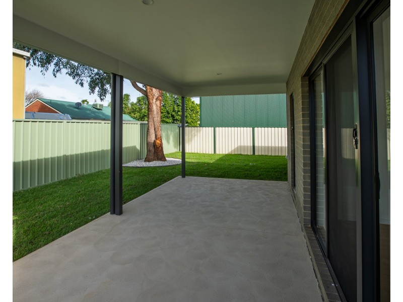 11 LANSDOWNE STREET, Barnawartha VIC 3688