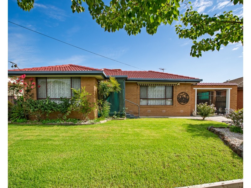 10 ANGUS AVENUE, West Wodonga VIC 3690