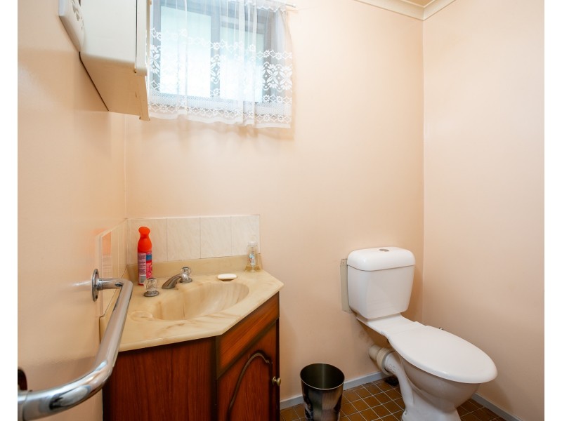 10 ANGUS AVENUE, West Wodonga VIC 3690