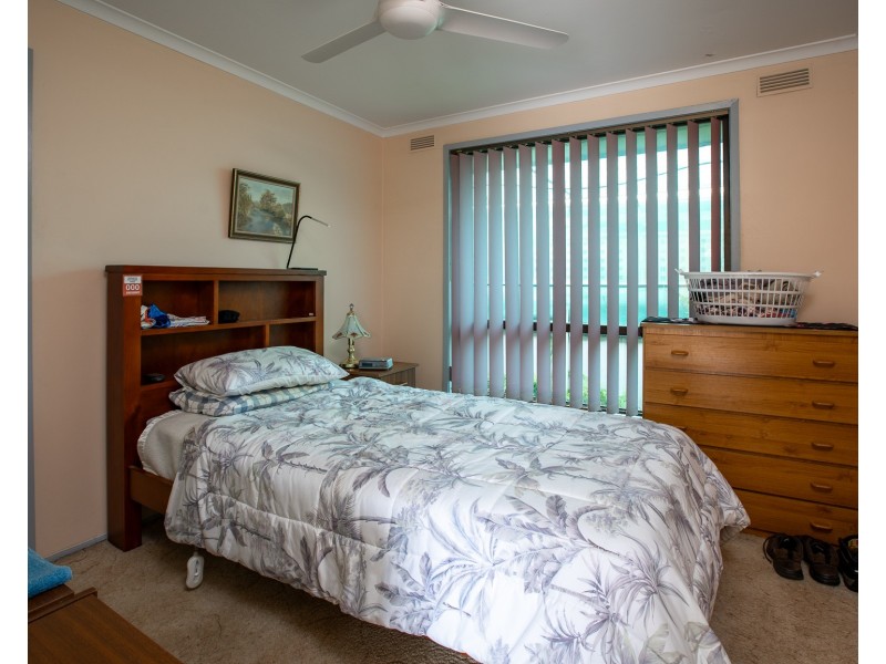 10 ANGUS AVENUE, West Wodonga VIC 3690