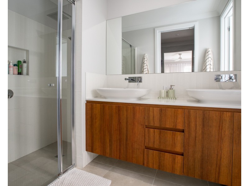 74 HIGHCLIFFE ROAD, Leneva VIC 3691