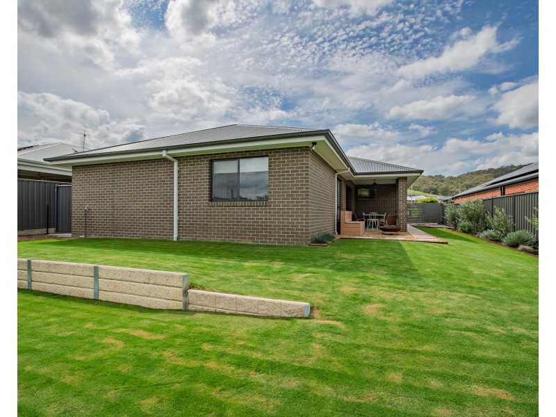 74 HIGHCLIFFE ROAD, Leneva VIC 3691