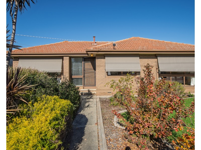 411 LAWRENCE STREET, West Wodonga VIC 3690