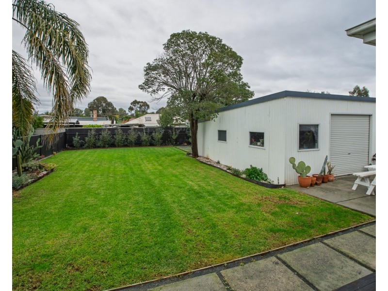 49 ELM STREET, Wodonga VIC 3690