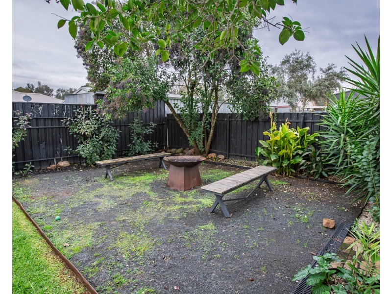 49 ELM STREET, Wodonga VIC 3690