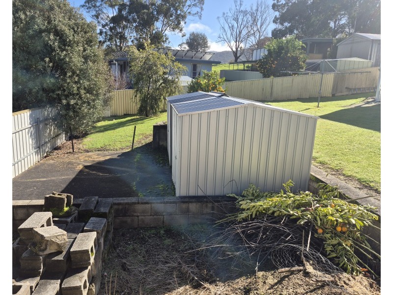 6 COLEMAN COURT, Dartmouth VIC 3701