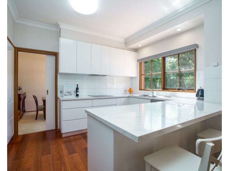4 CAMBOURNE COURT, Wodonga VIC 3690