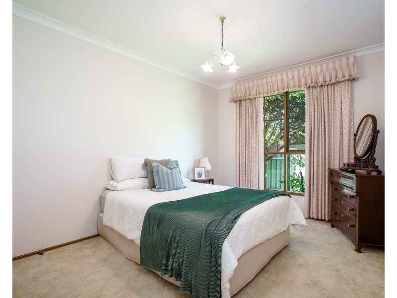 4 CAMBOURNE COURT, Wodonga VIC 3690