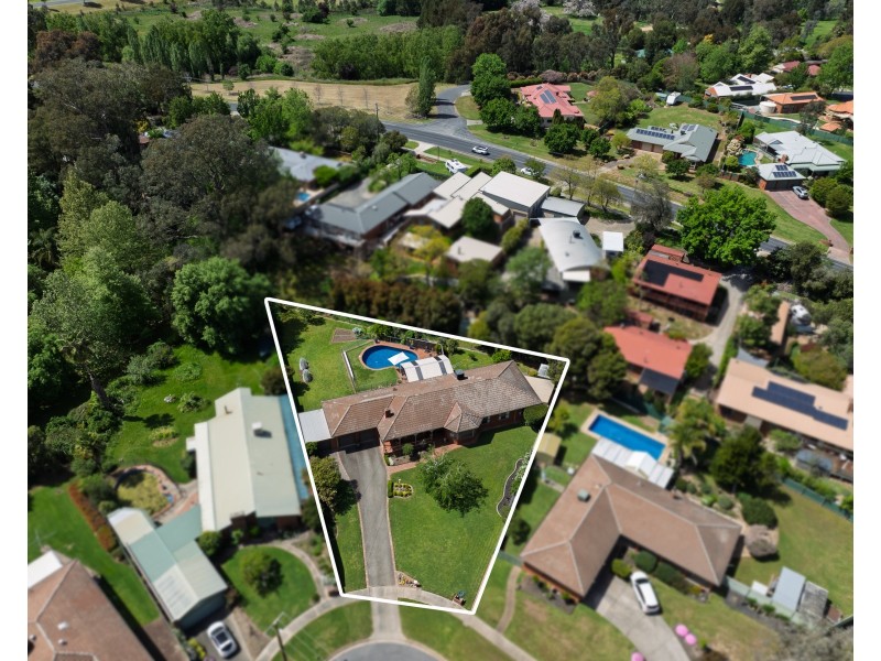 4 CAMBOURNE COURT, Wodonga VIC 3690