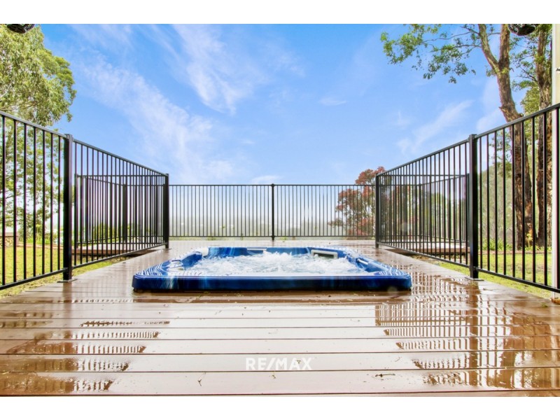 39 Kings Cove Boulevard, Metung VIC 3904