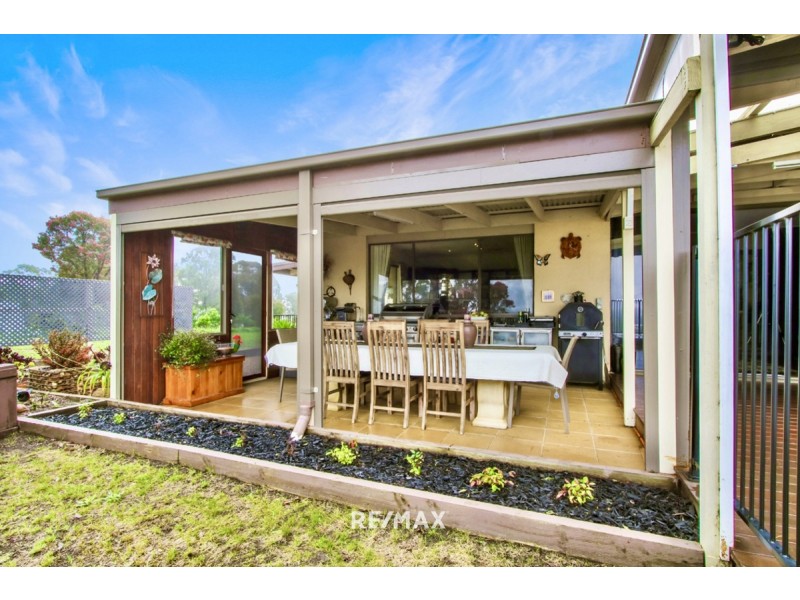 39 Kings Cove Boulevard, Metung VIC 3904