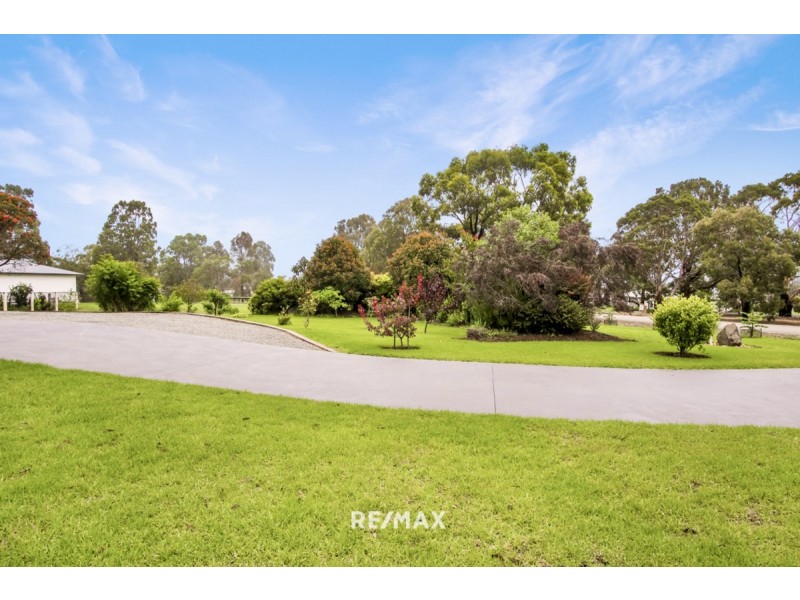 39 Kings Cove Boulevard, Metung VIC 3904