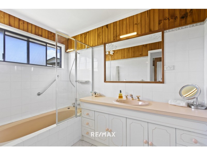 4 Brolga Grove, Metung VIC 3904