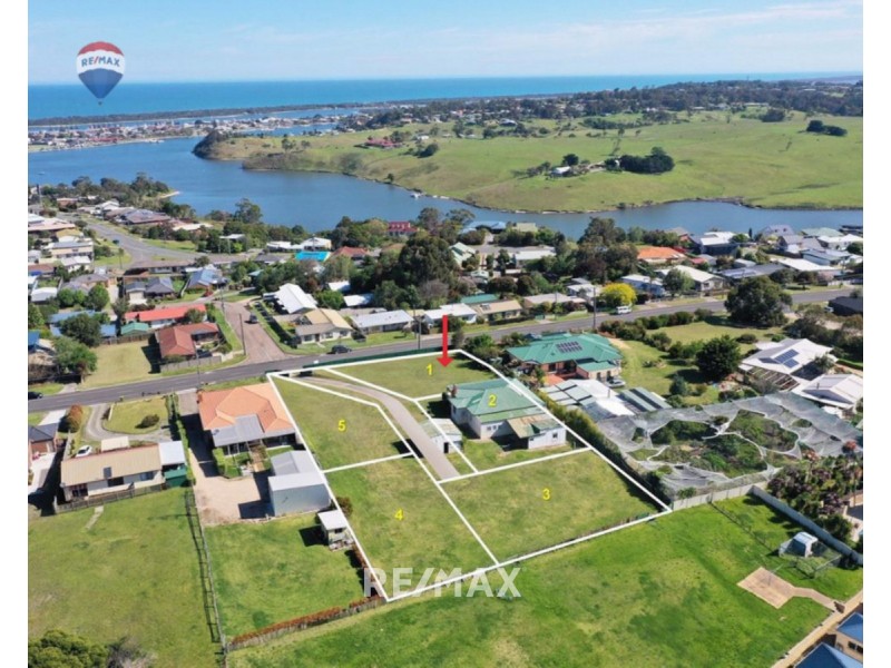 1/58 Capes Road, Lakes Entrance VIC 3909