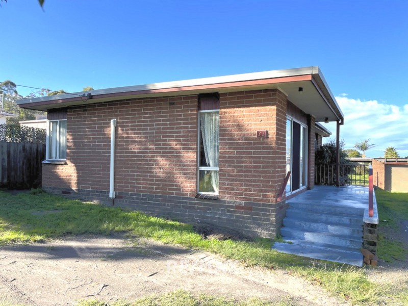 32 Point Road, Kalimna VIC 3909
