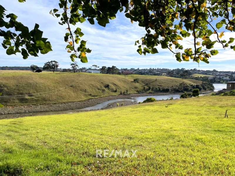 1 Cabarita Point, Lakes Entrance VIC 3909