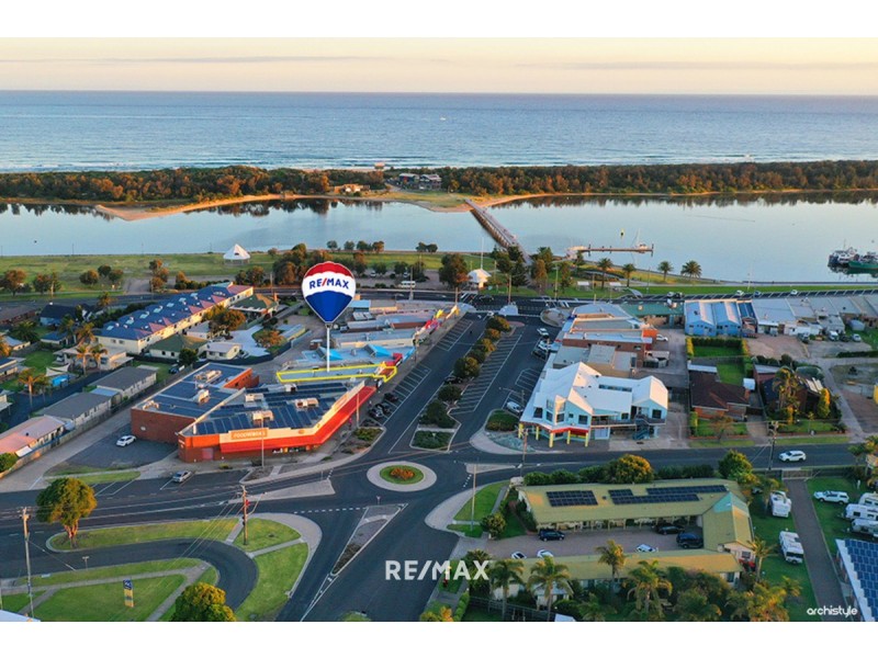 26 Myer Street (Funky Monkey), Lakes Entrance VIC 3909