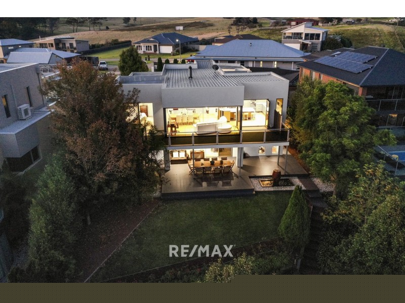 53 Sea-Lakes Close, Lakes Entrance VIC 3909