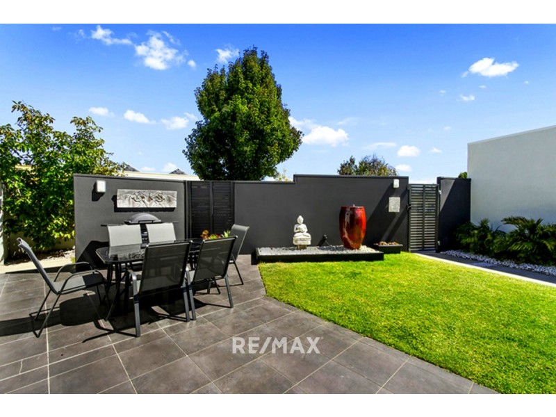 53 Sea-Lakes Close, Lakes Entrance VIC 3909