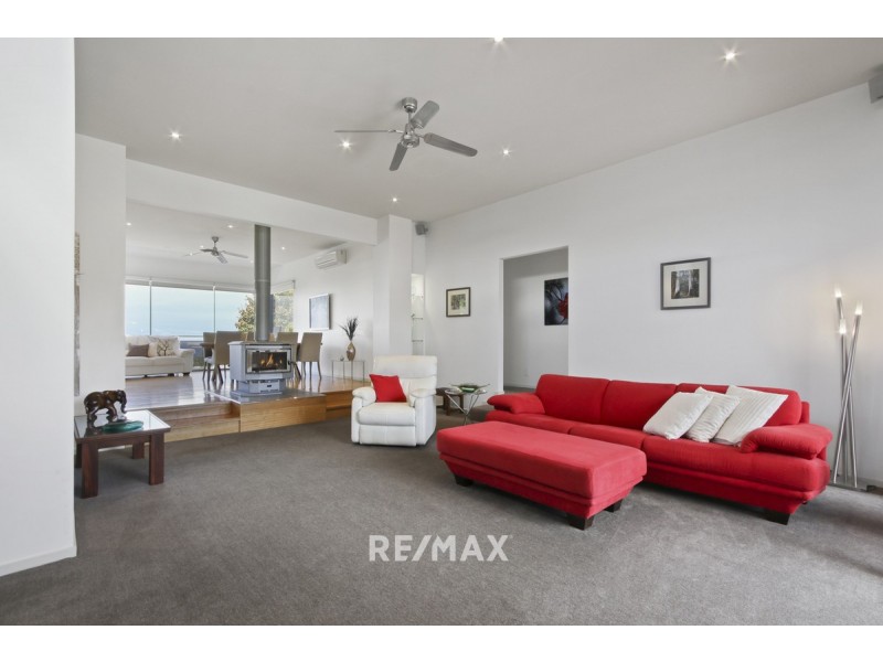 53 Sea-Lakes Close, Lakes Entrance VIC 3909