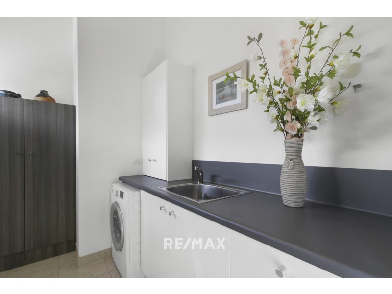 53 Sea-Lakes Close, Lakes Entrance VIC 3909