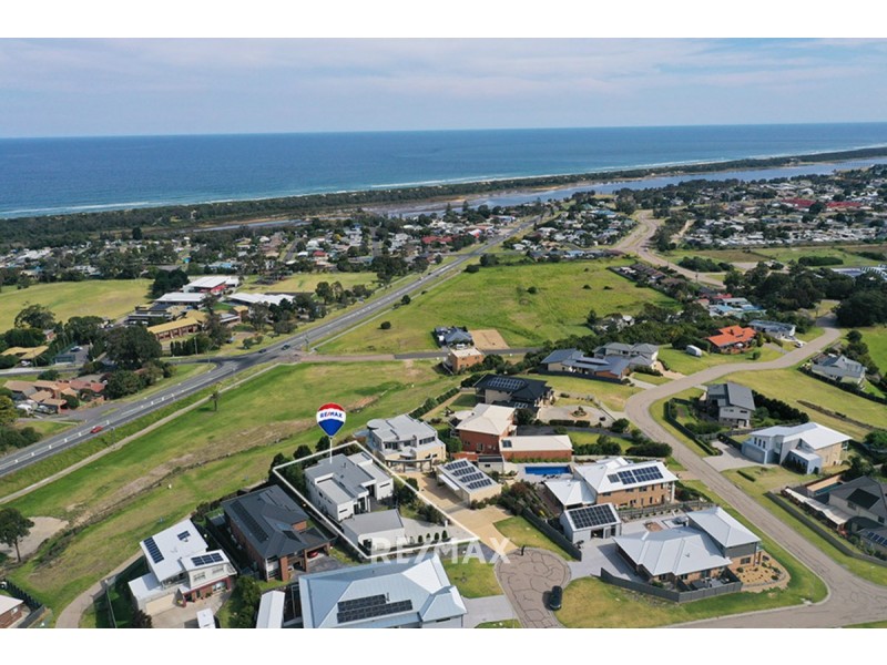 53 Sea-Lakes Close, Lakes Entrance VIC 3909