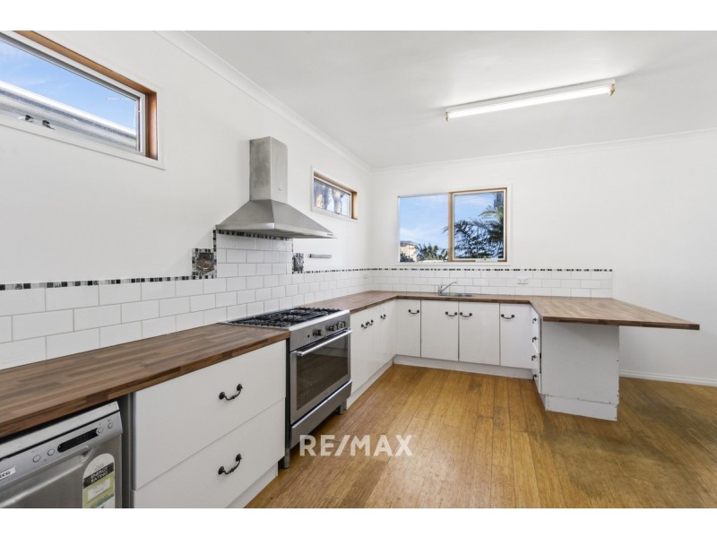 18 O’Neills Road, Lakes Entrance VIC 3909