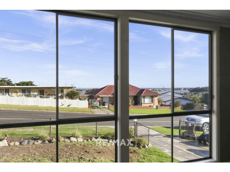 18 O’Neills Road, Lakes Entrance VIC 3909