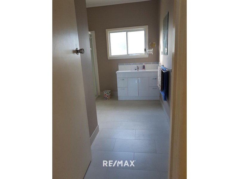 23 Seaview Parade, Kalimna VIC 3909
