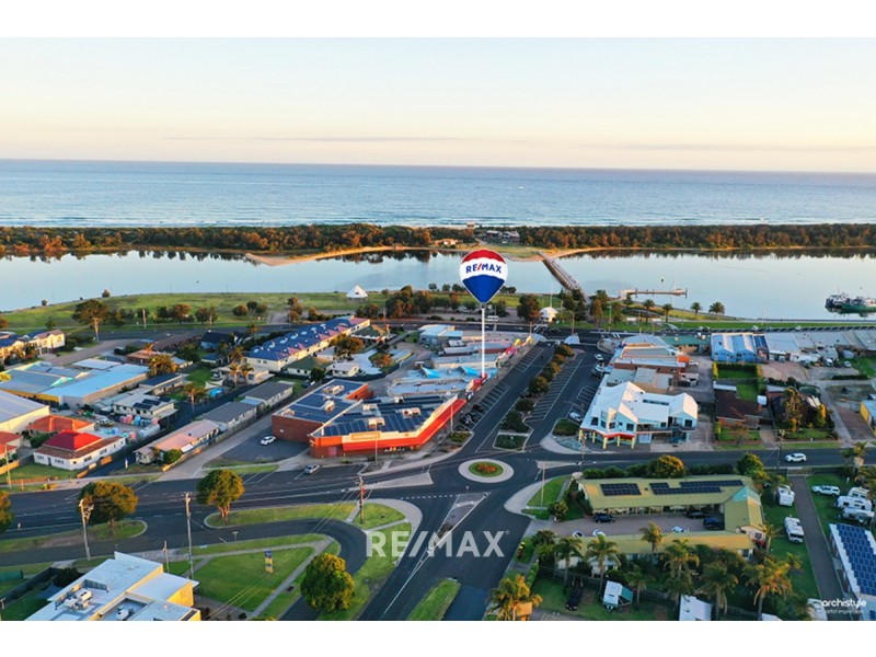 24 Myer Street (Destiny3 Clothing Shop), Lakes Entrance VIC 3909