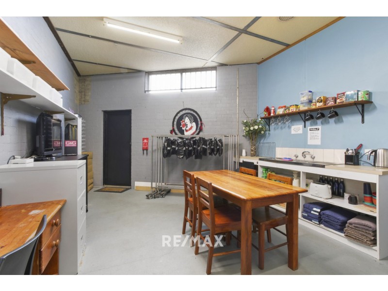 24 Myer Street (Destiny3 Clothing Shop), Lakes Entrance VIC 3909