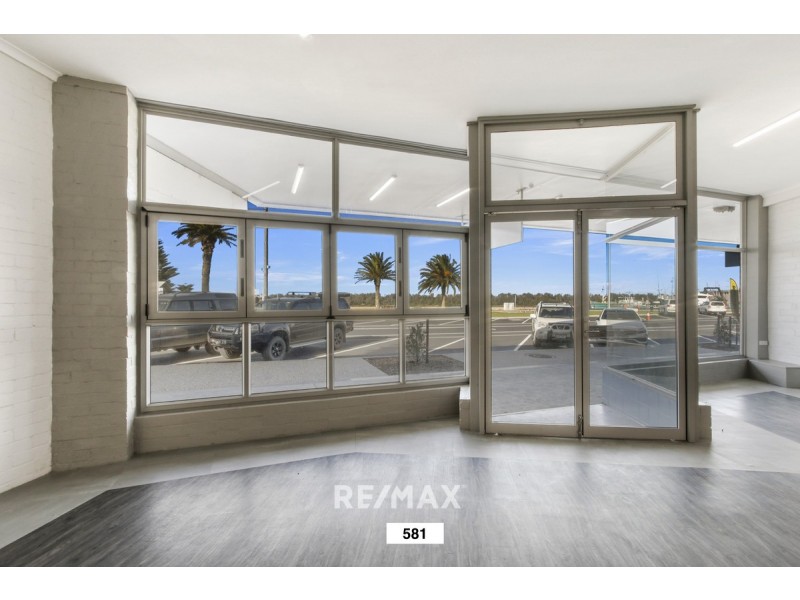 579 – 581 Esplanade, Lakes Entrance VIC 3909