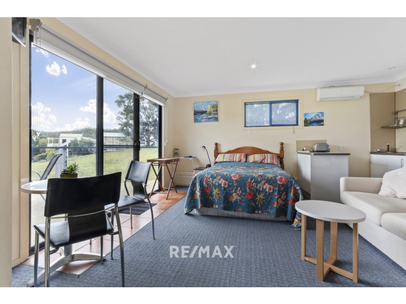 30 Tarra Drive, Lakes Entrance VIC 3909