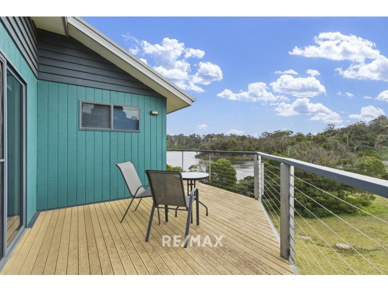 30 Tarra Drive, Lakes Entrance VIC 3909