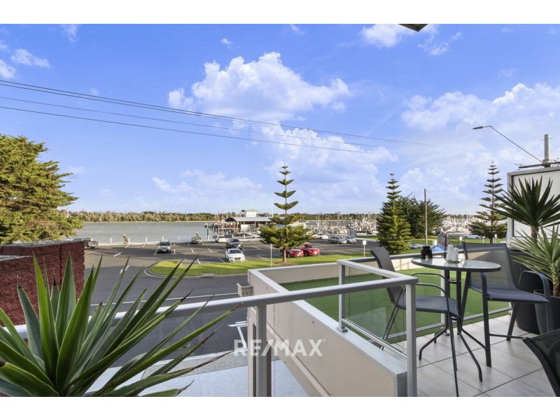 2/247 Esplanade, Lakes Entrance VIC 3909